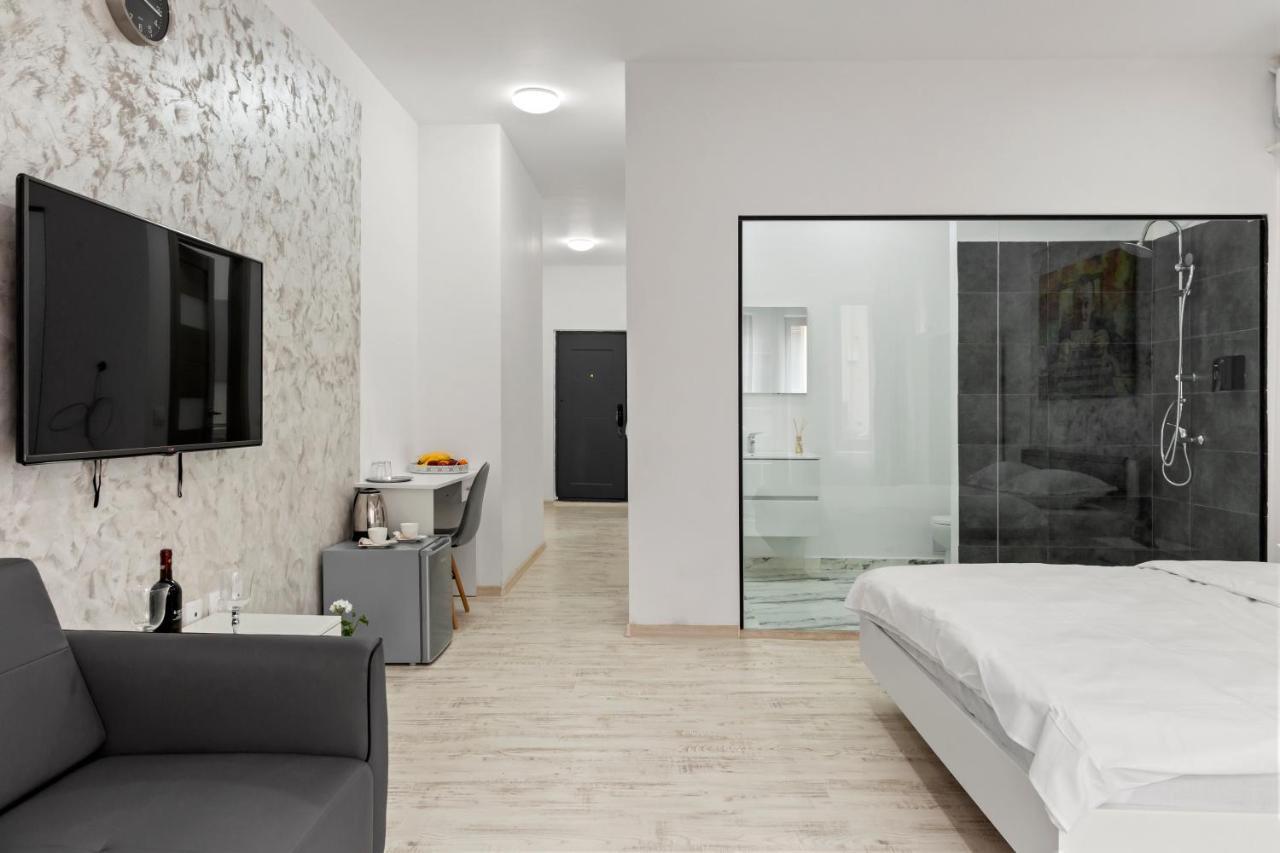 Selari Chambre Bukares Bagian luar foto